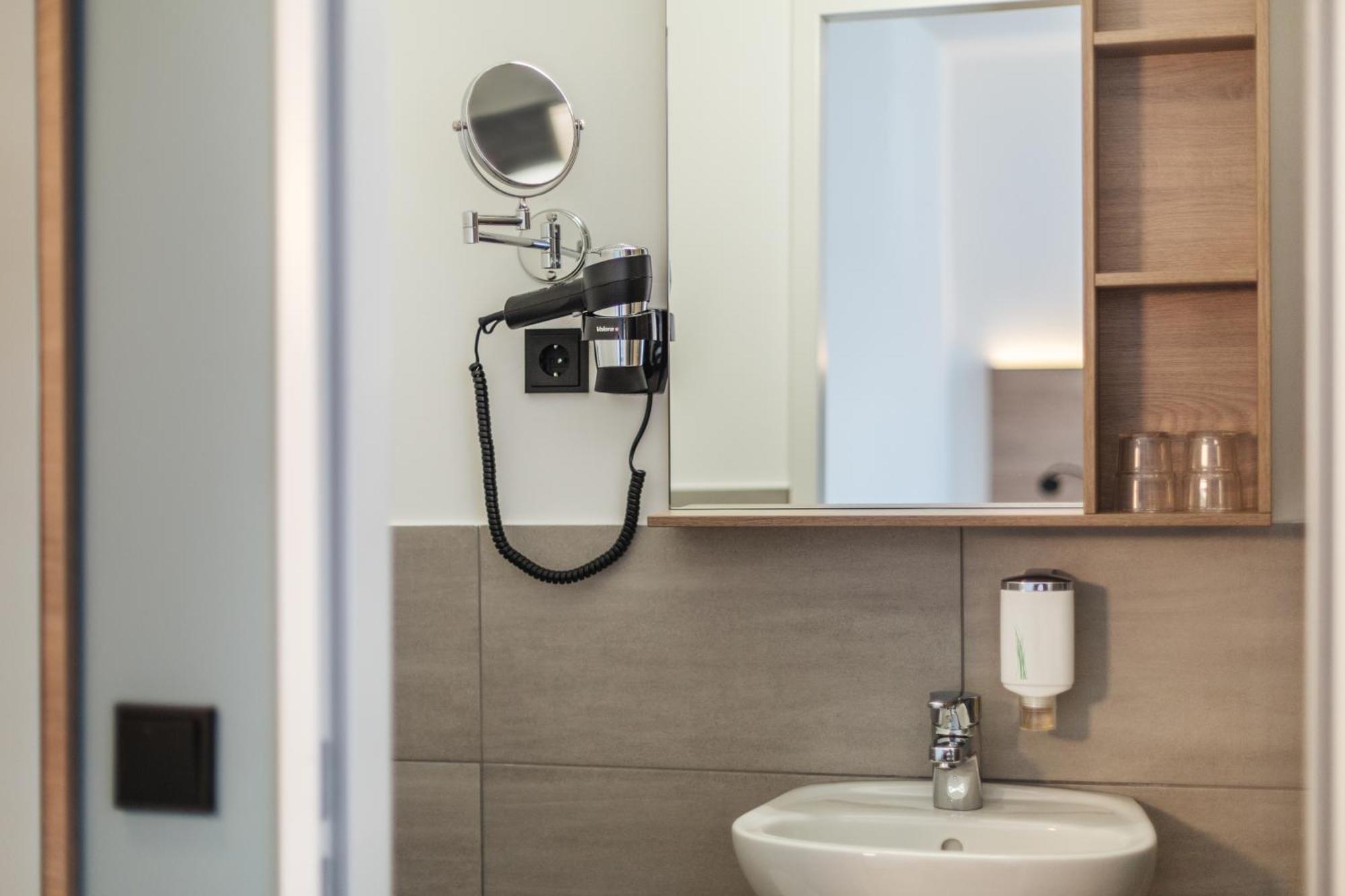 Garner Hotel Hamburg Nord By Ihg Экстерьер фото