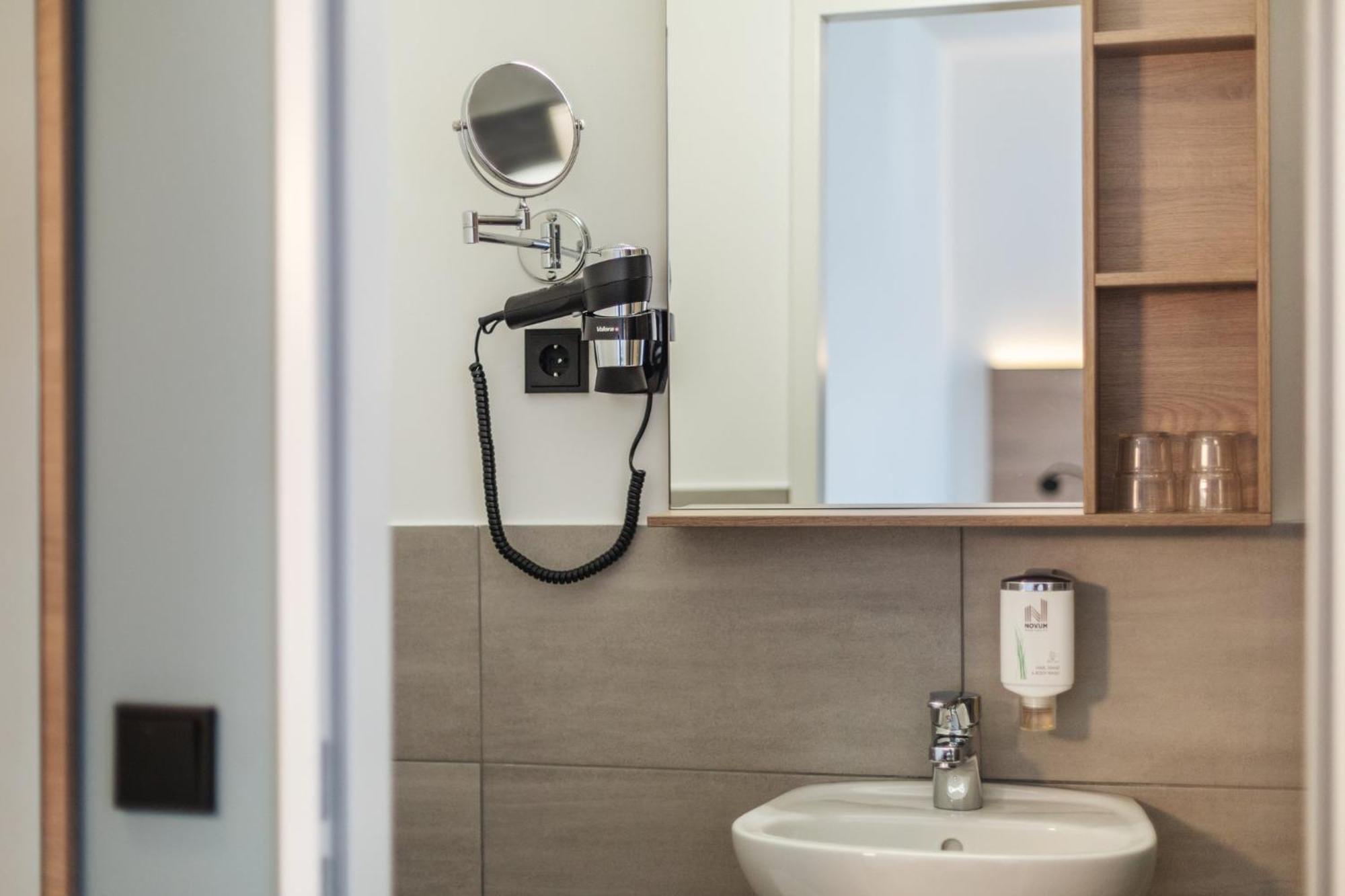 Garner Hotel Hamburg Nord By Ihg Экстерьер фото